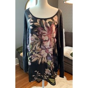 Bobeau Flowered and Grey Knit Long Top